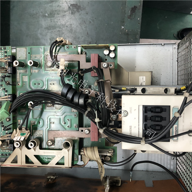 Î÷Íþ±äƵÆ÷AVy2055-KBL-AC4-0 ÓÐÏÔʾÎÞÊä³öάÐÞ