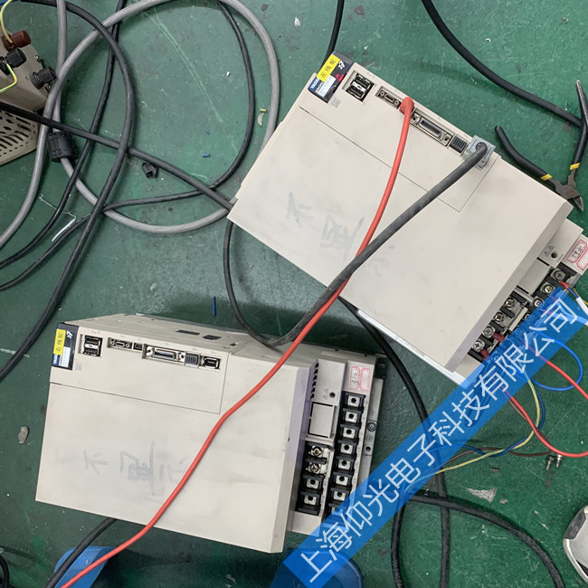 °²´¨ËÅ·þÇý¶¯Æ÷ÔËÐÐF50±¨¾¯Î¬ÐÞ