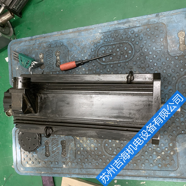 ËÅ·þµç»úάÐÞ