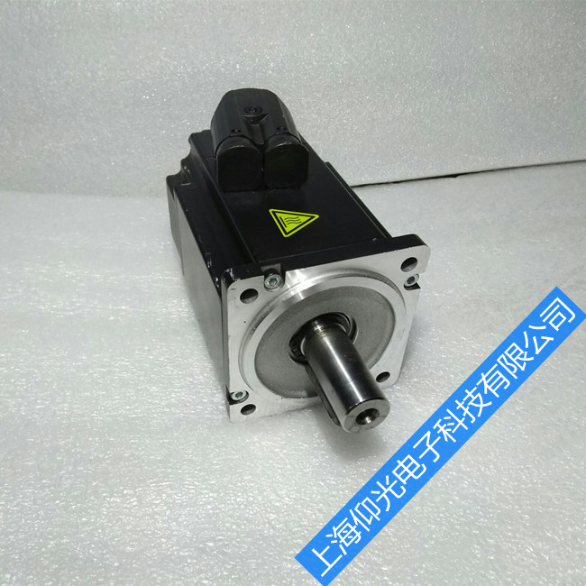 ËÅ·þµç»úάÐÞ