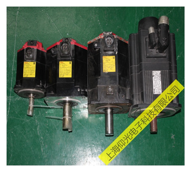 ËÅ·þµç»úάÐÞ