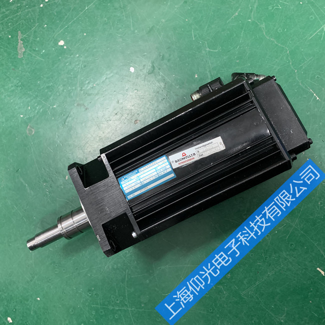 ËÅ·þµç»úάÐÞ