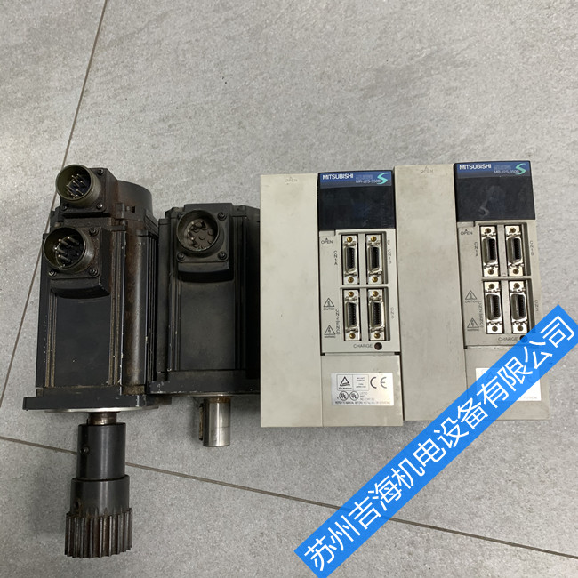 ËÅ·þµç»úάÐÞ