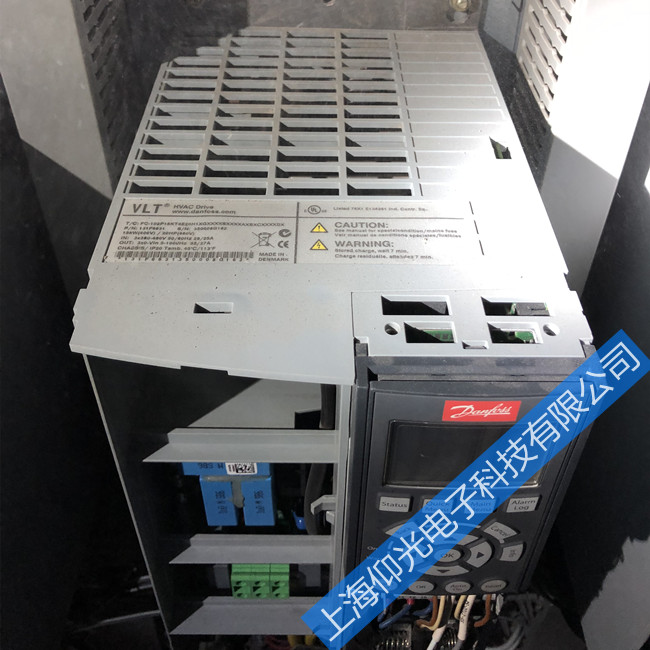 ����˹VLT8000��Ƶ������ALARM