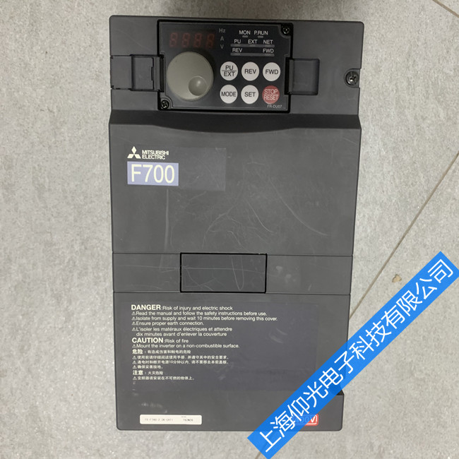 �����Ƶ��F700��ʾ���ϴ���E.OC1ά����δ��� 