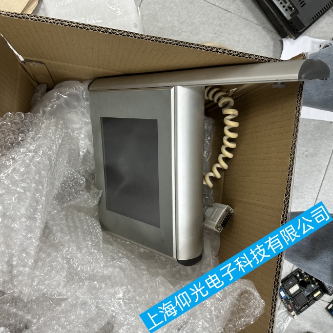 触摸屏维修